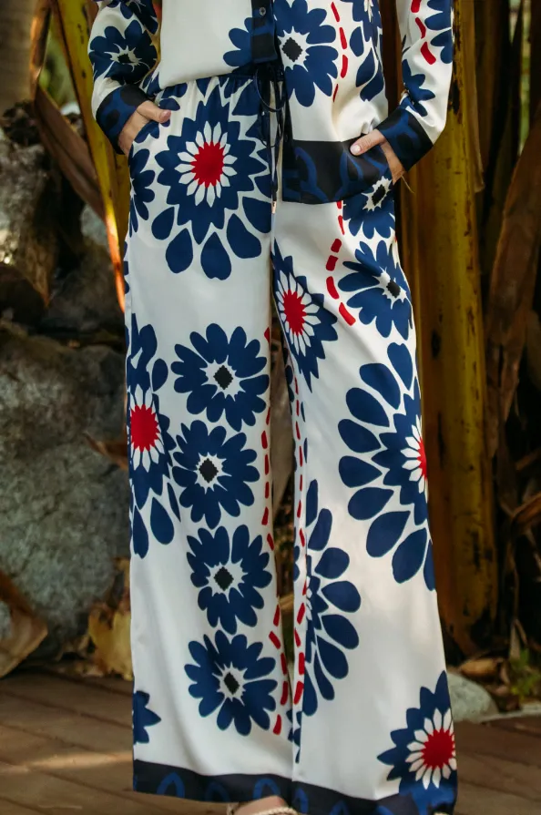 Ivory & Navy Wide Leg Pant